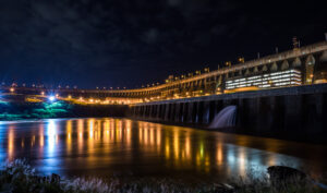 Itaipu Iluminada